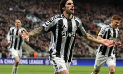 Newcastle vs Qarabag 3 2 The Magpies Kantongi Tiket 16 Besar Liga Champions