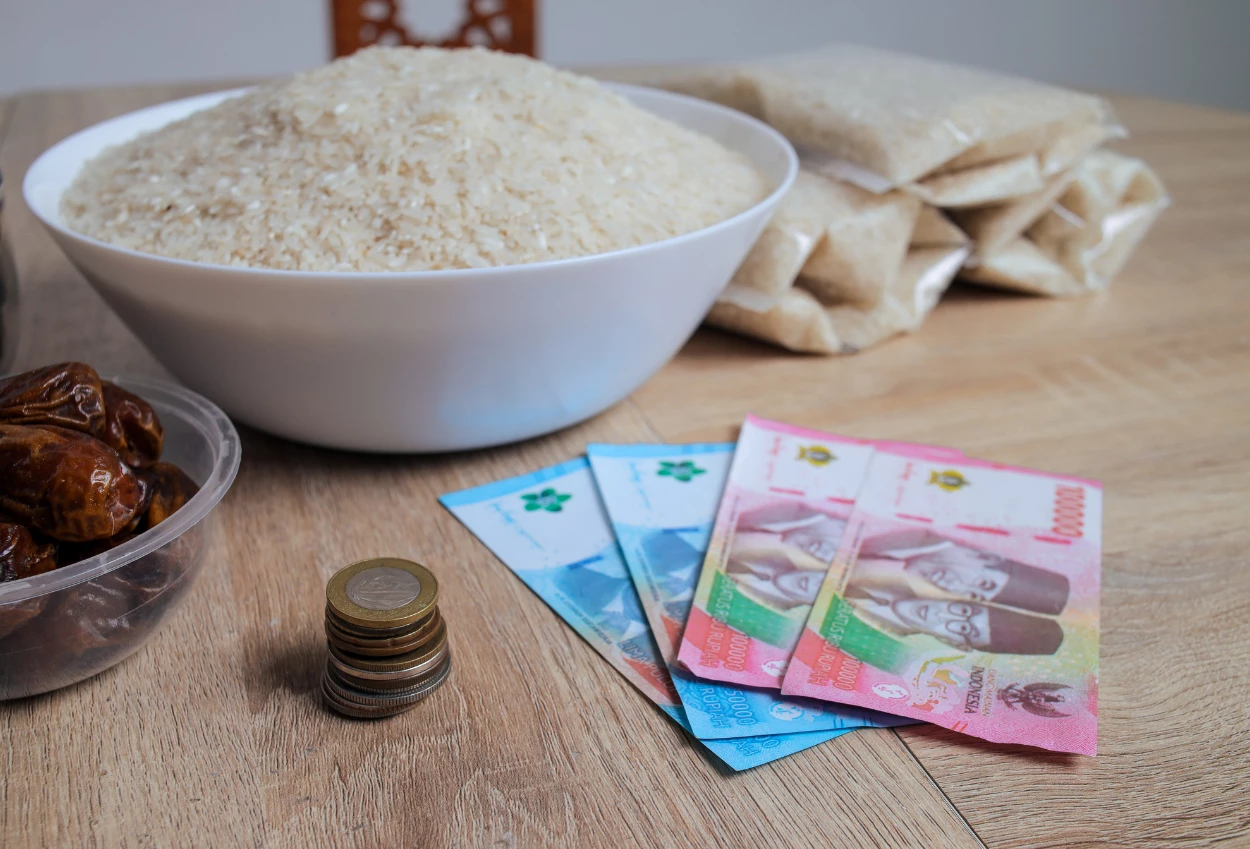 Niat Zakat Fitrah untuk Diri Sendiri dan Keluarga, Lengkap dengan Arab, Latin, serta Artinya