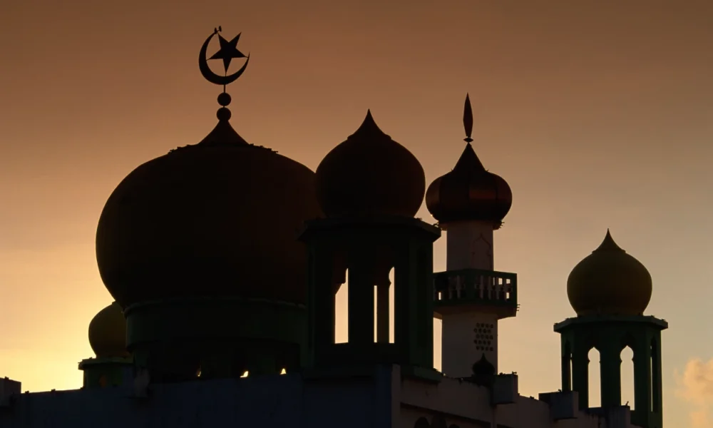 Nisfu Syaban 2026 Jadwal, Makna, dan Amalan Lengkapnya