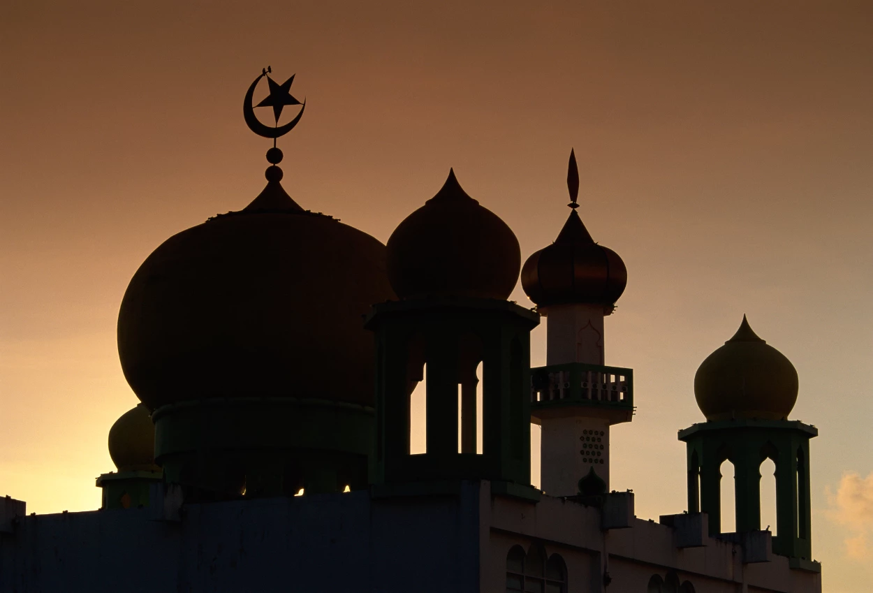 Nisfu Syaban 2026 Jadwal, Makna, dan Amalan Lengkapnya