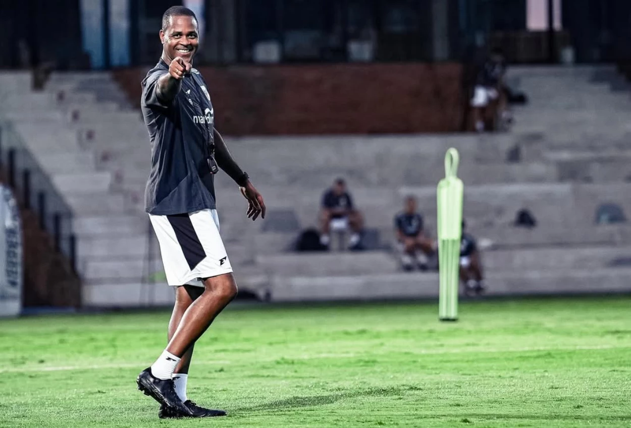 Patrick Kluivert Akui Masih Mau Lanjut Latih Timnas Indonesia