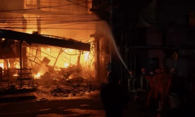 Rita Pasaraya Cilacap Ludes Terbakar, Api Merembet ke Beberapa Bangunan