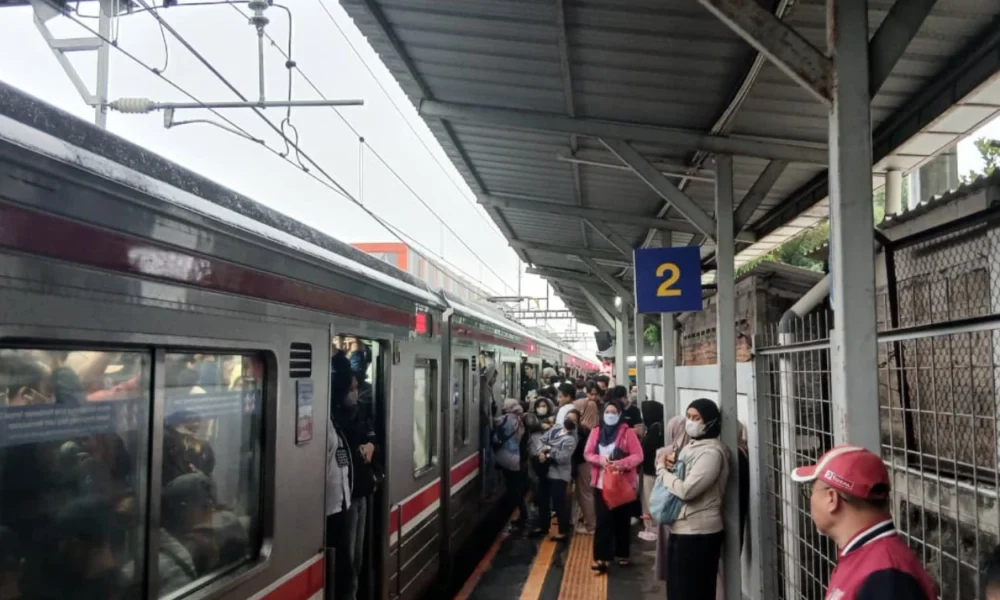 Rute KRL bakal Diperpanjang ke 5 Kota, Ada Jakarta Sukabumi