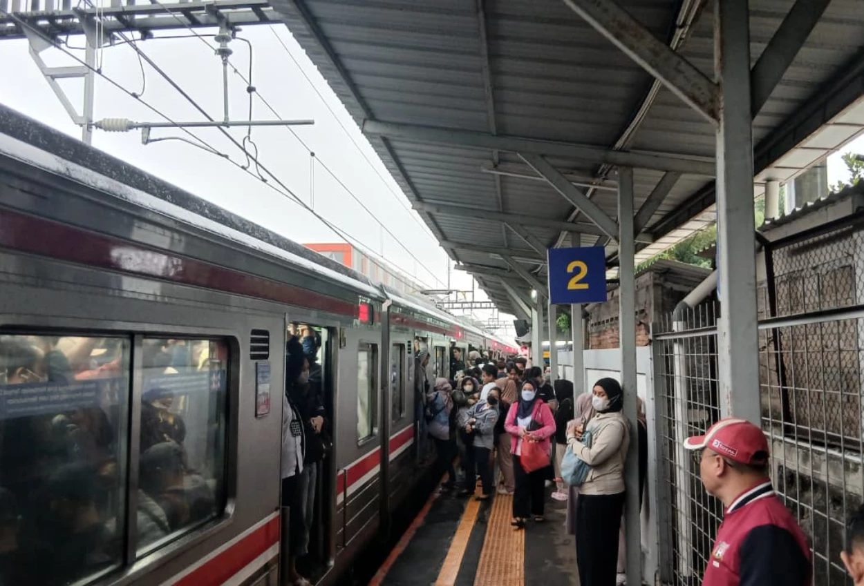 Rute KRL bakal Diperpanjang ke 5 Kota, Ada Jakarta Sukabumi