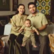 Sambil Gendong Arash, Thariq Halilintar Tetap Khusyuk Jalankan Salat Tarawih (2)