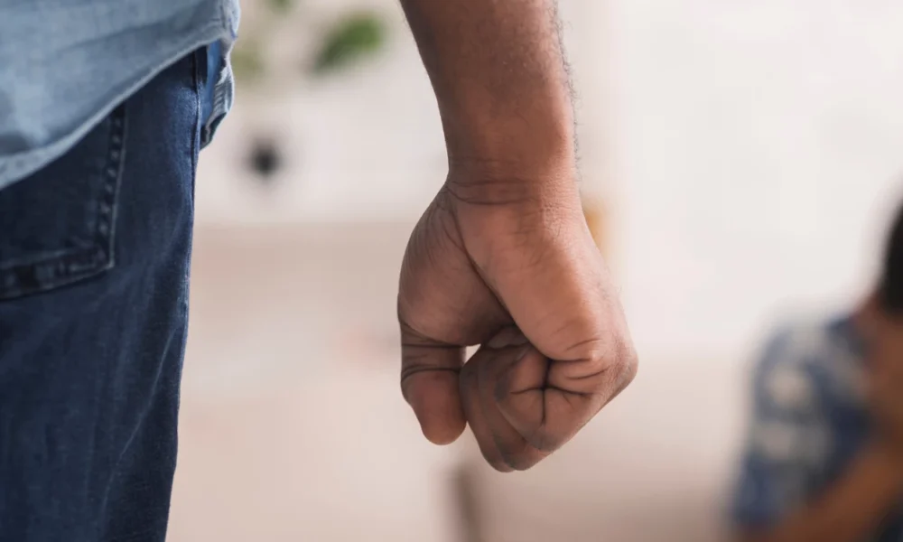 Tak Terima Ditegur Merokok, Satpam Rumah Sakit di Kulon Progo Dikeroyok Penunggu Pasien