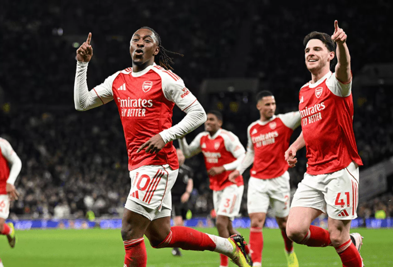 Tottenham vs Arsenal 1 4 The Gunners Pesta Gol di Markas Spurs