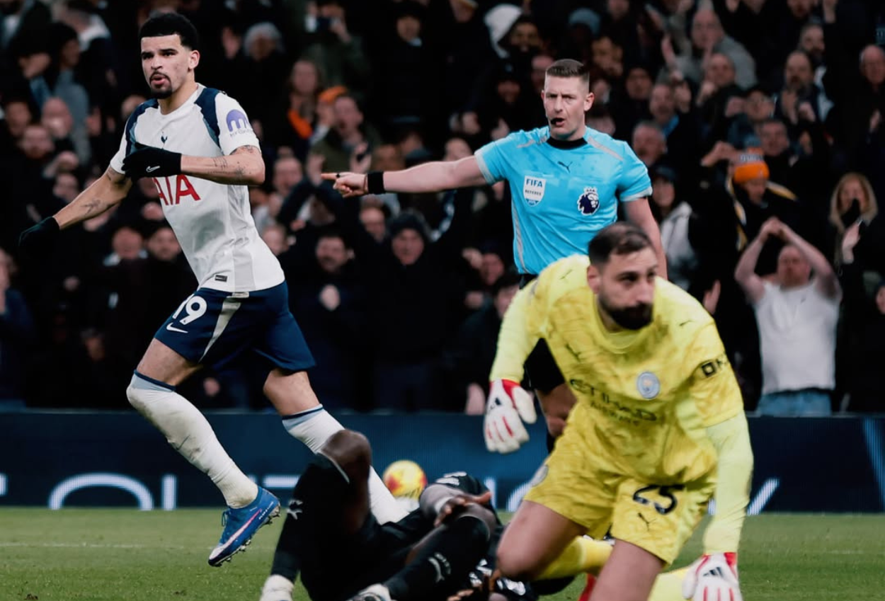 Tottenham vs Man City 2 2 Gol Solanke Selamatkan Spurs