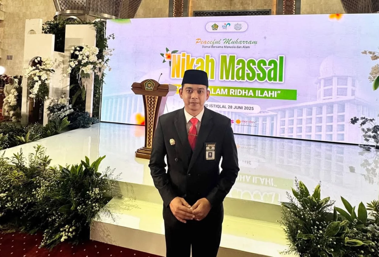 Viral! Penghulu Zidni Ilmi Kuasai Tiga Bahasa untuk Nikahkan Pengantin