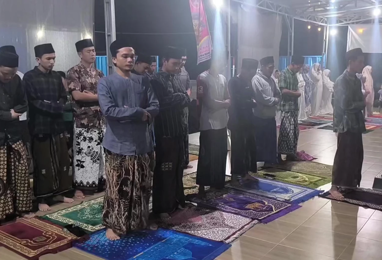 Viral Tarawih Kilat di Ponpes Indramayu, 23 Rakaat Selesai dalam 6 Menit