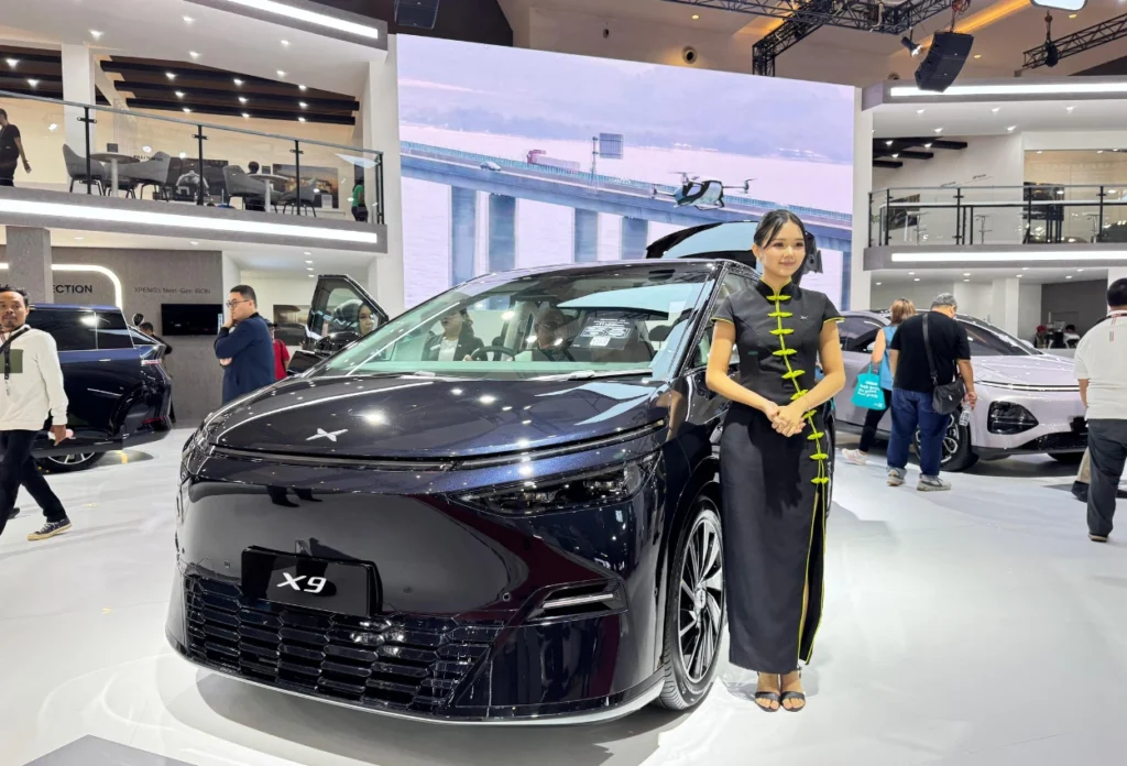 XPeng Tampilkan Dua Mobil Listrik di IIMS 2026 X9 dan G6 Resmi Hadir di Indonesia (1)