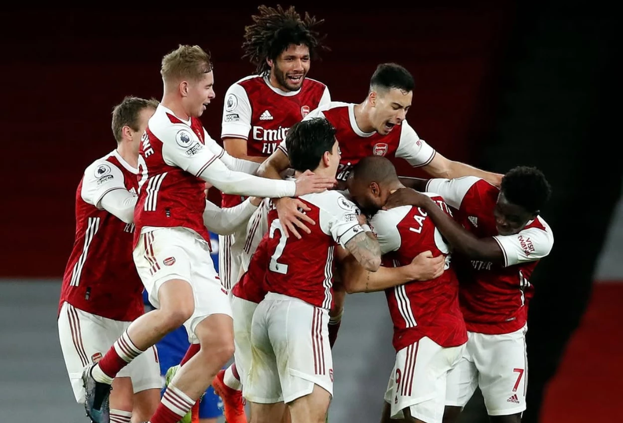 Arsenal vs Chelsea 2 1 The Gunners Amankan Puncak Klasemen