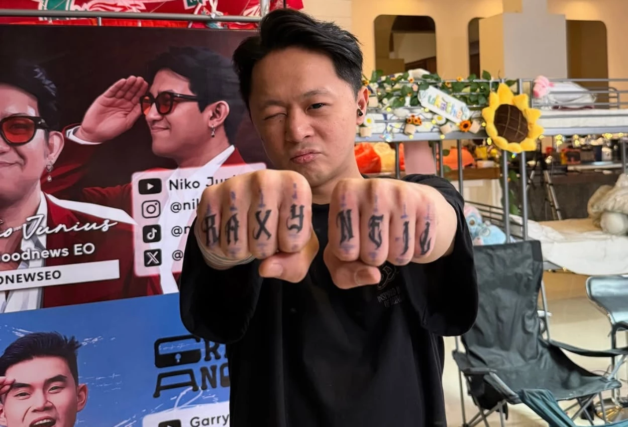 Buat Tato Nama Andre di Tangan, DJ Bravy Tangan Ini yang Pertama Gendong Kamu Pas Lahir