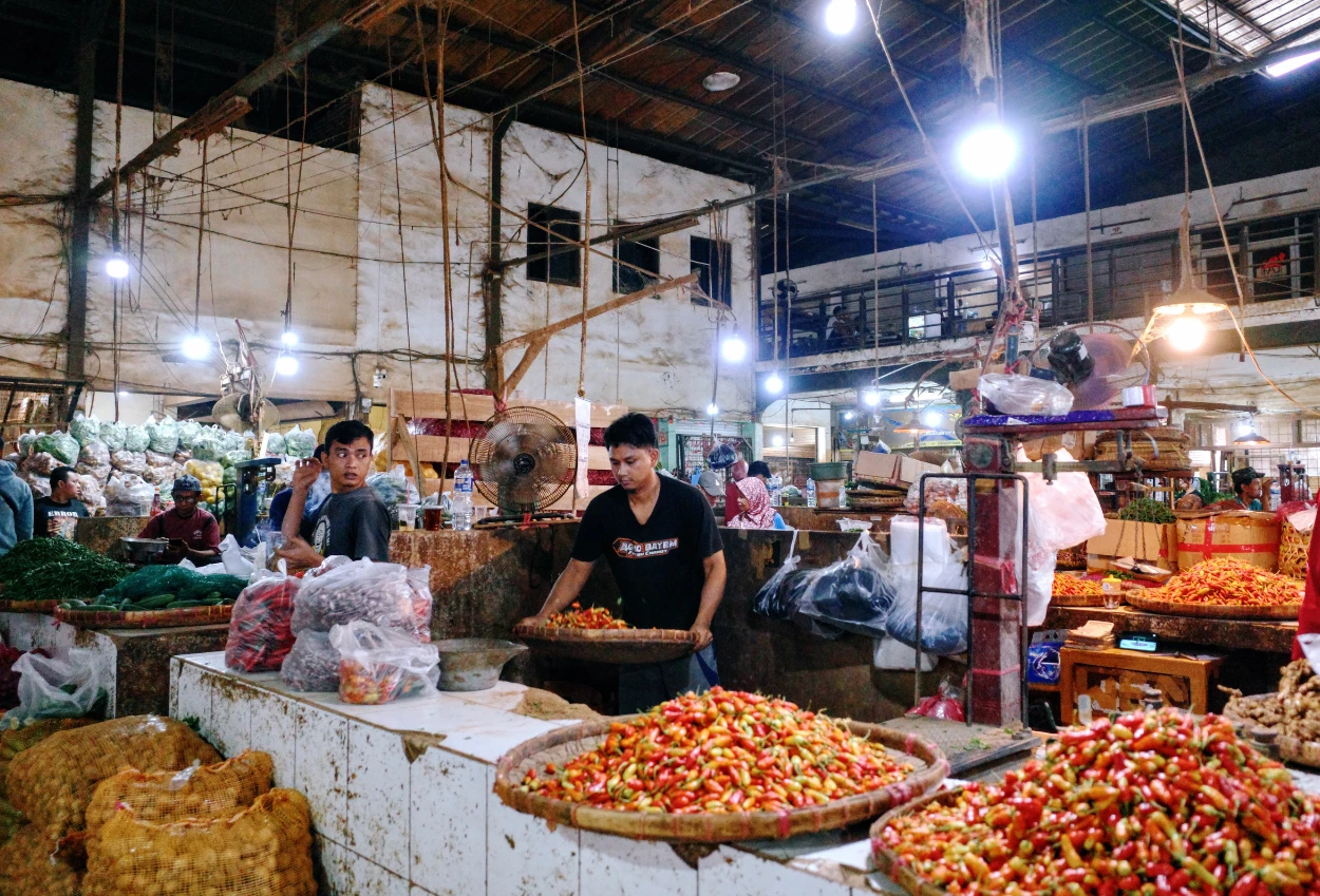Cek Harga Bahan Pokok Jakarta jelang Lebaran, Cabe Tembus Rp115.000/kg
