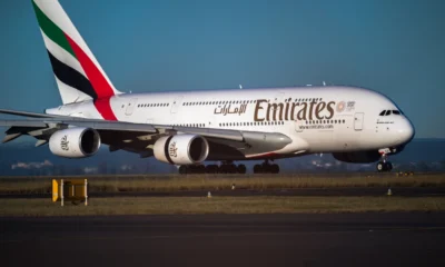 Emirates Setop Sementara Semua Penerbangan Imbas Konflik di Timur Tengah