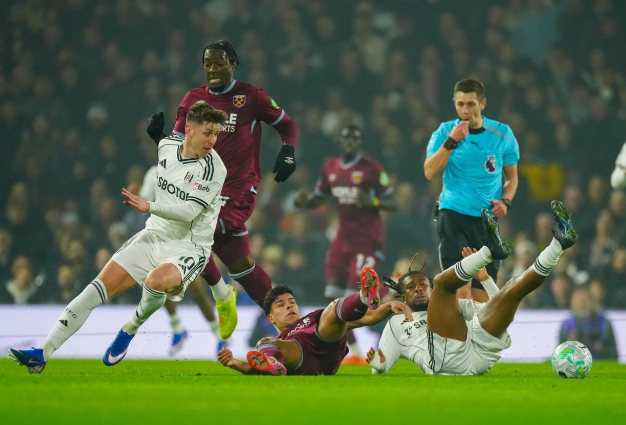 Fulham vs West Ham 0 1 Gol Summerville Selamatkan The Hammers