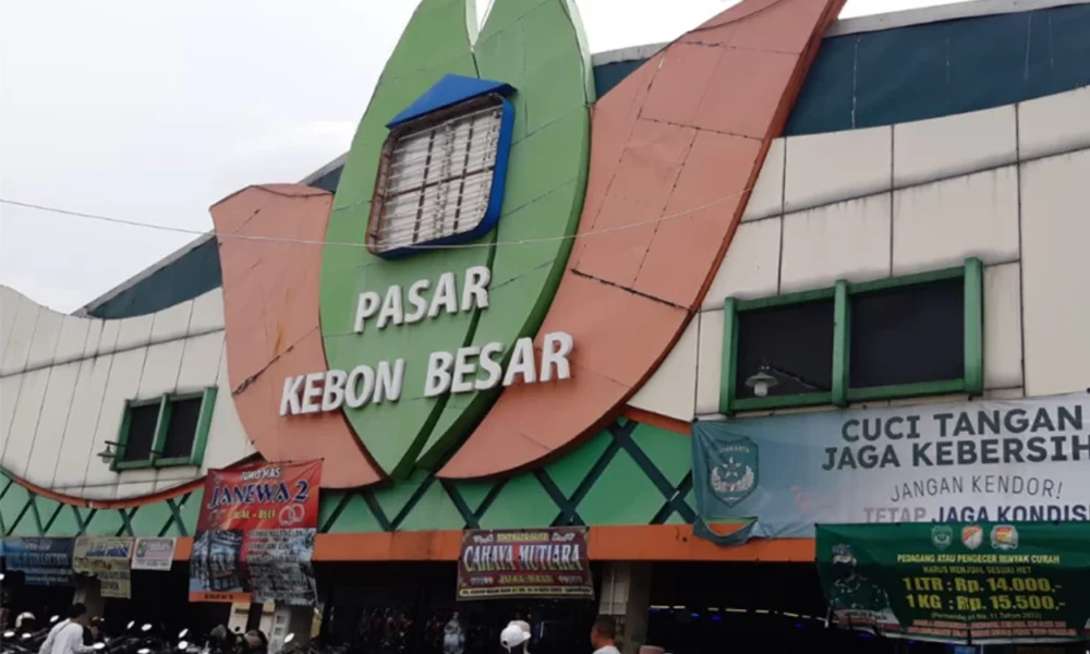 Harga Bahan Pokok di Pasar Kebon Besar Tangerang jelang Lebaran