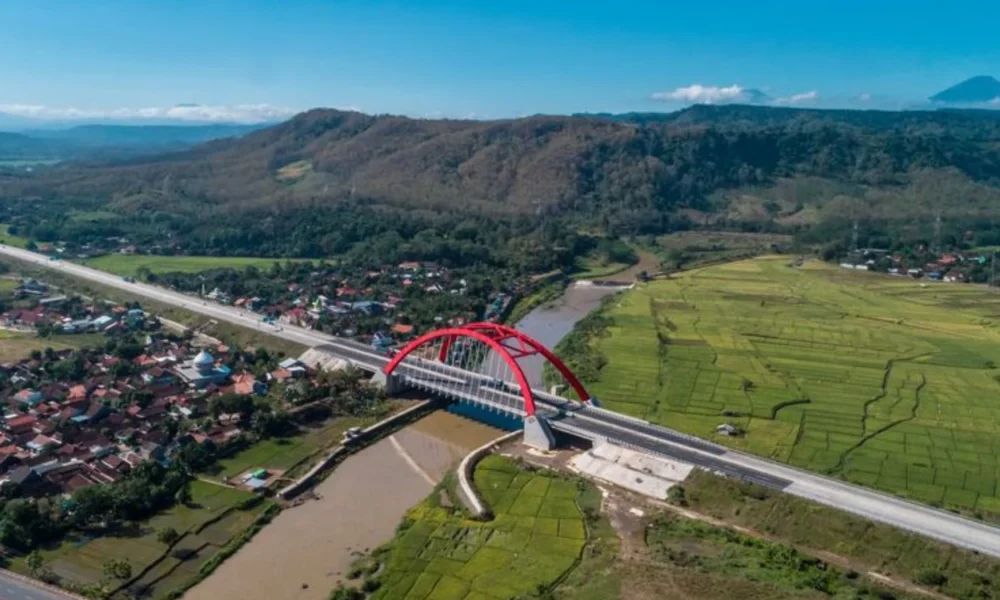 Jelang Lebaran, Tarif Tol Semarang Batang Naik sampai Rp33 Ribu