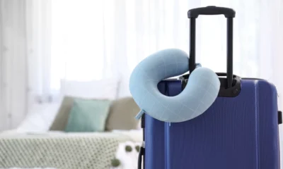 Menkes Budi Spill Cara pakai Bantal Leher yang Benar agar Mudik Nyaman dan Aman