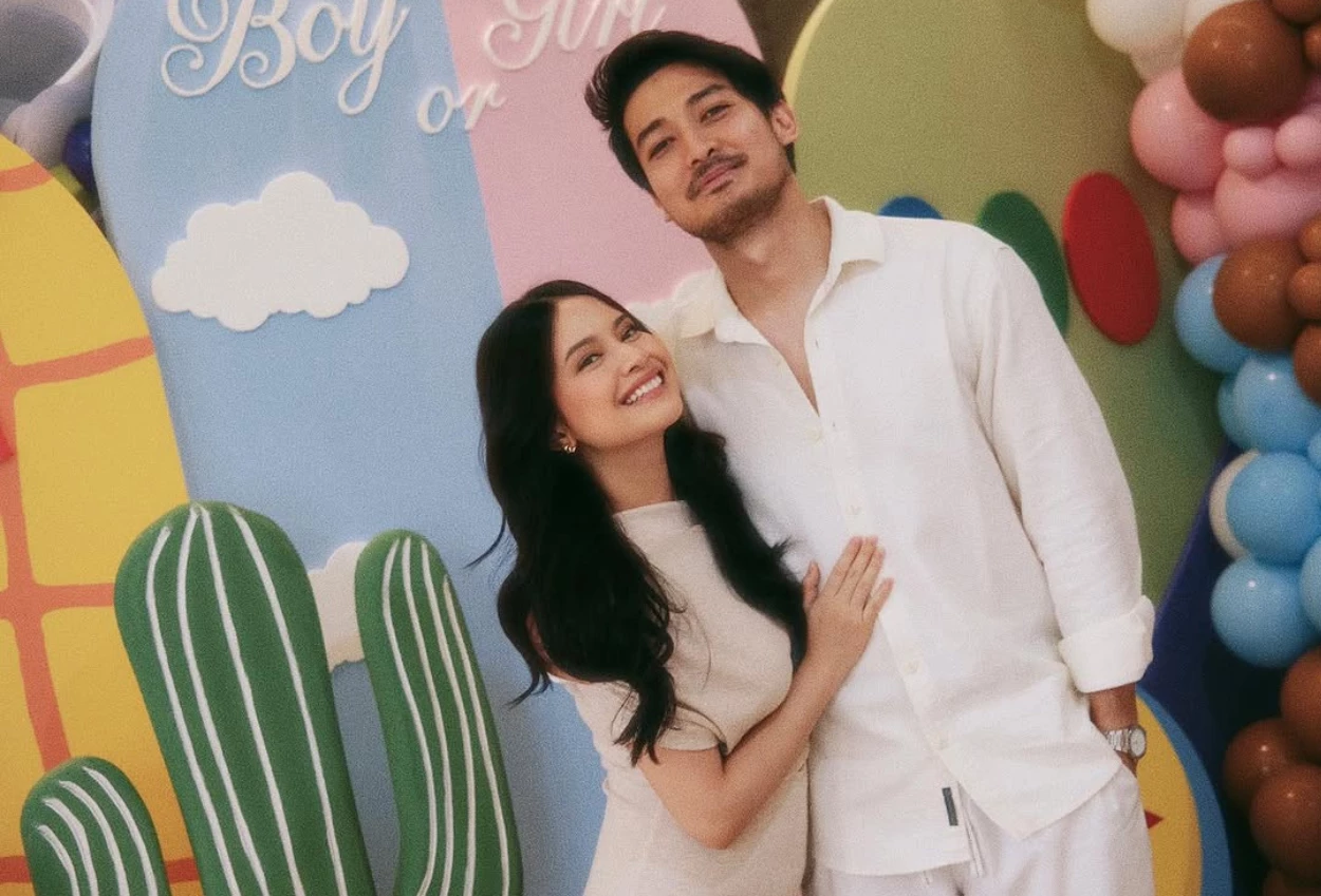 Momen Hanggini dan Suami Rancang Sendiri Dekorasi Gender Reveal Anak Pertama
