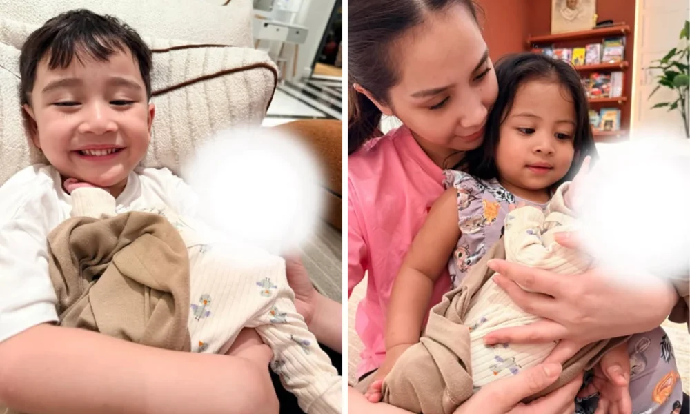 Momen Lily hingga Rafathar Pangku Baby Muhammad, Anak Adopsi Lagi (1)