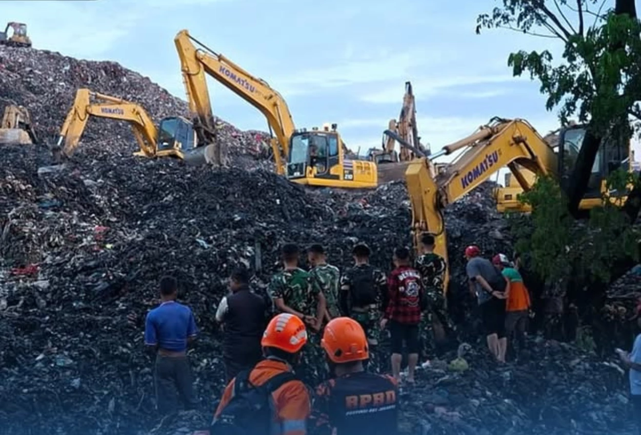 Pencarian Korban Longsor PTSP Bantargebang Dihentikan Korban Tewas Bertambah jadi 7 Orang