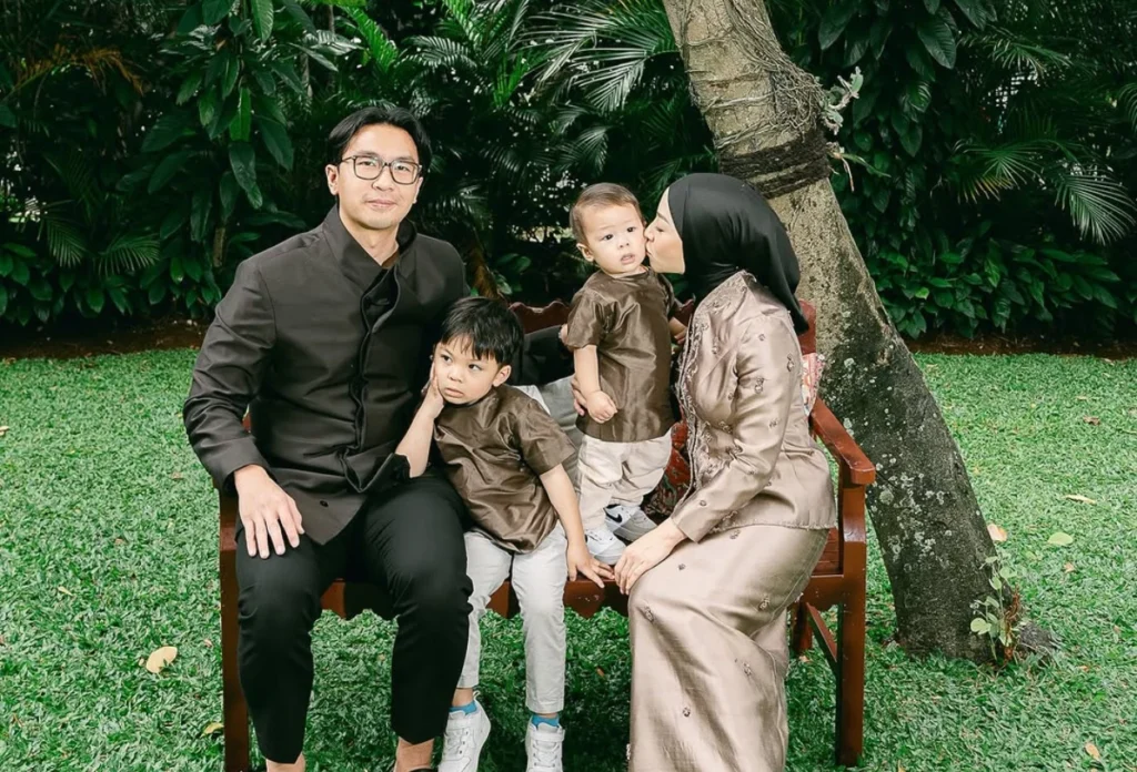 Potret Terbaru Nikita Willy, Konsisten Tampil Elegan Pakai Hijab (2)