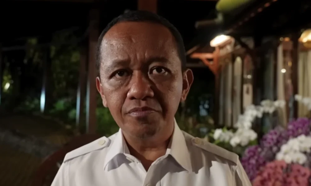Prabowo Minta Bahlil Cari Minyak ke Negara Lain meski Stok BBM RI Masih Aman