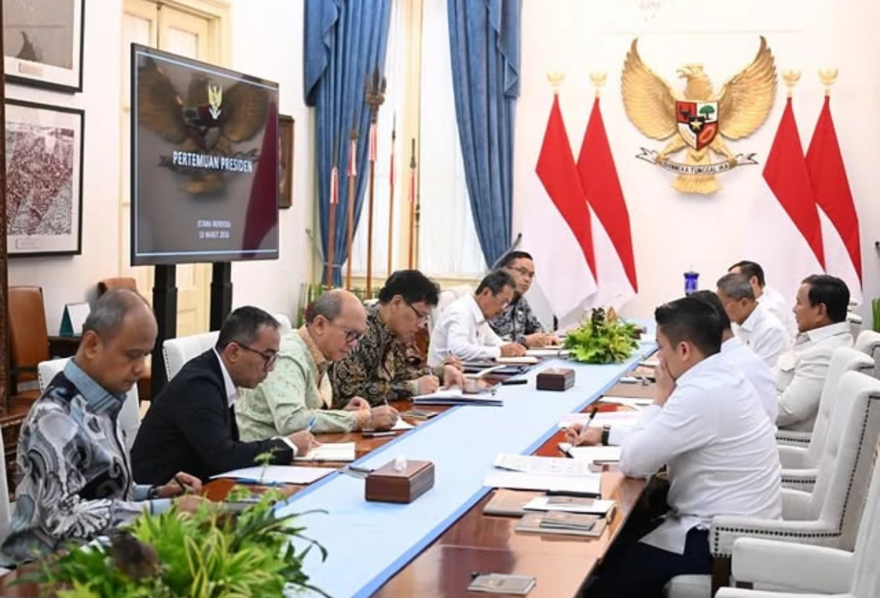Prabowo Pastikan Harga Bahan Pokok Stabil Jelang Lebaran