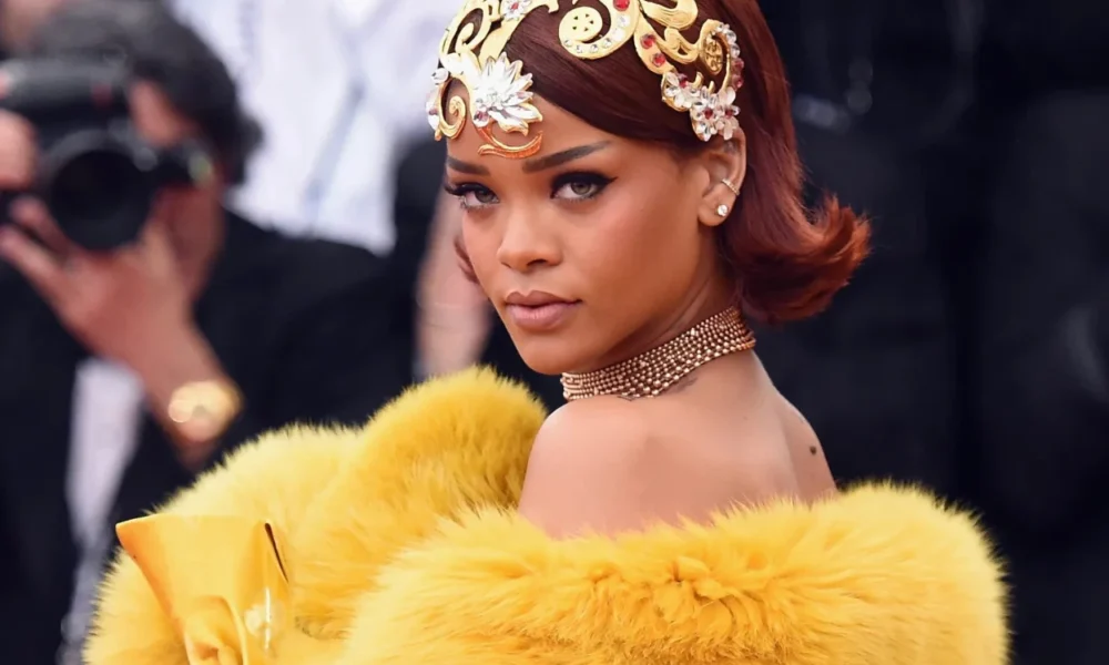 Rumah Rihanna Dihujani Tembakan, Pelaku Seorang Wanita