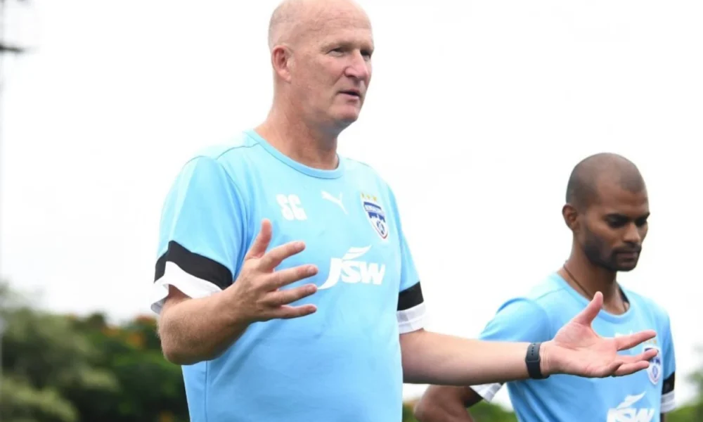 Simon Grayson Resmi Ditunjuk sebagai Asisten Pelatih John Herdman di Timnas Indonesia