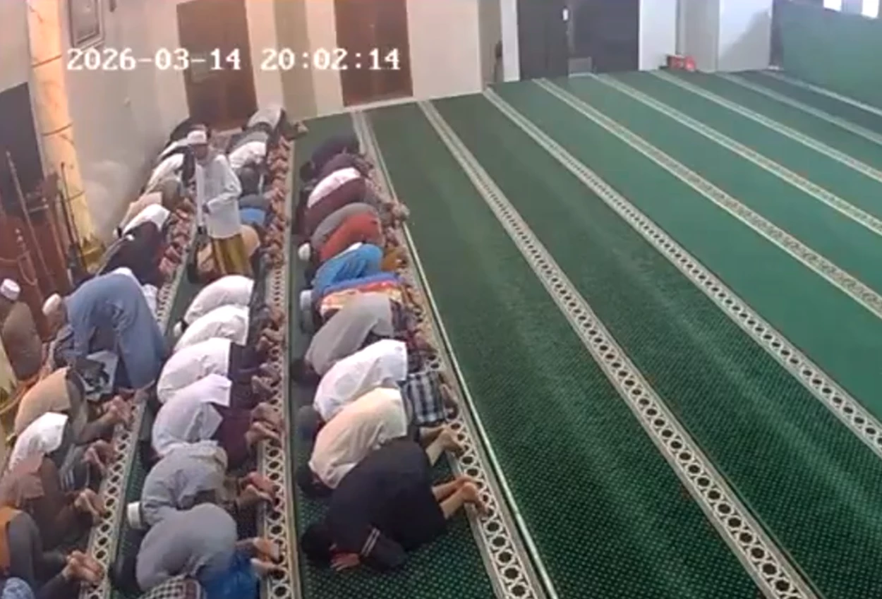 Viral! Pria Meninggal Dunia saat Sujud Salat Tarawih di Masjid Depok