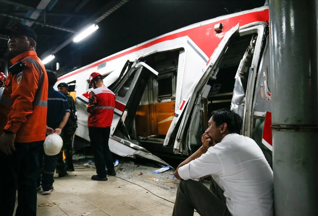 15 Nama Korban Meninggal dalam Kecelakaan KA Argo Bromo vs KRL di Bekasi
