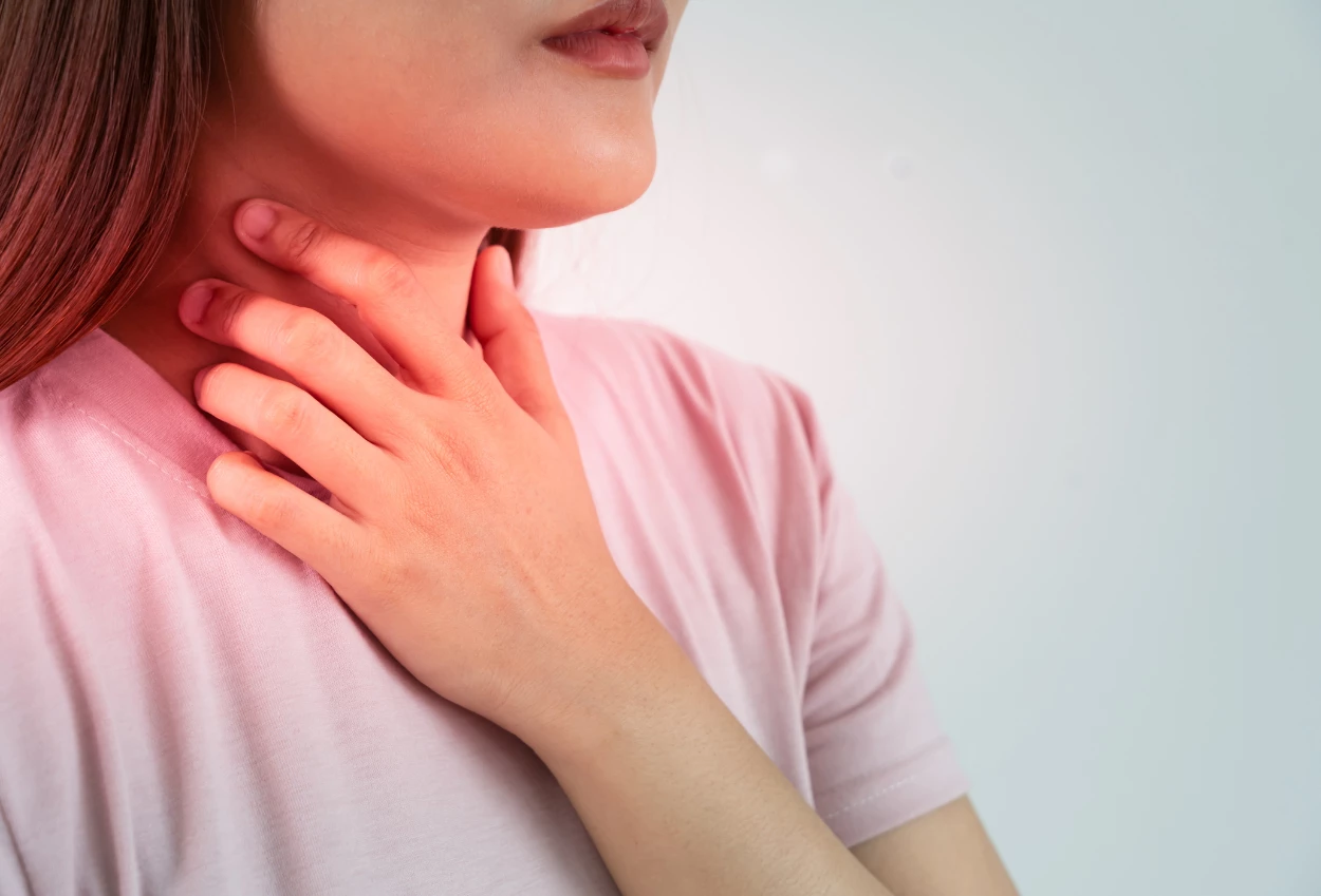9 Tips Menyembuhkan Radang Tenggorokan dengan Cepat