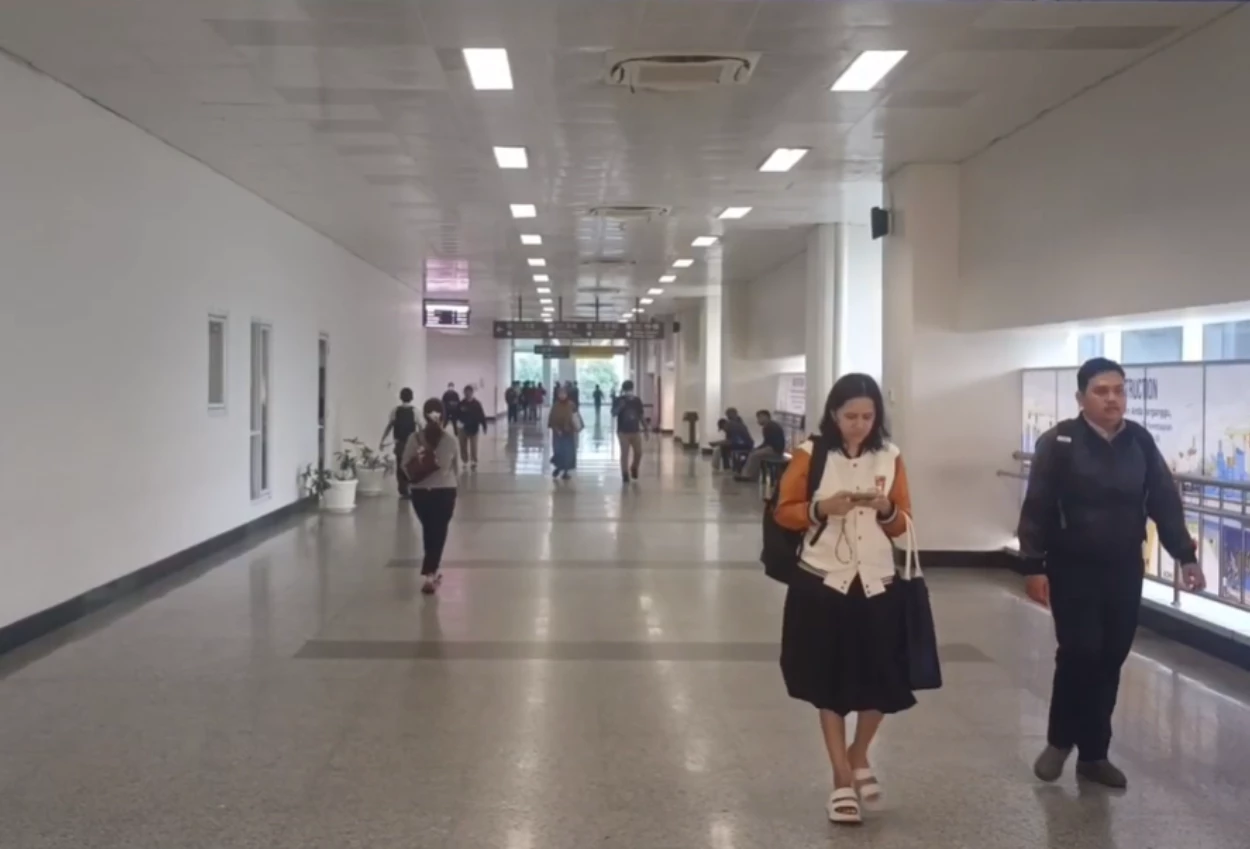Aktivitas di Stasiun Manggarai Relatif Normal usai Kecelakaan KRL di Bekasi Timur