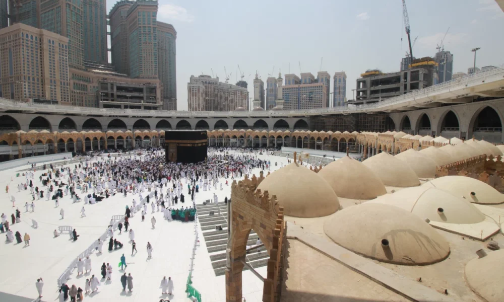 Arab Saudi Batasi Akses ke Makkah Mulai 13 April 2026, Kenapa