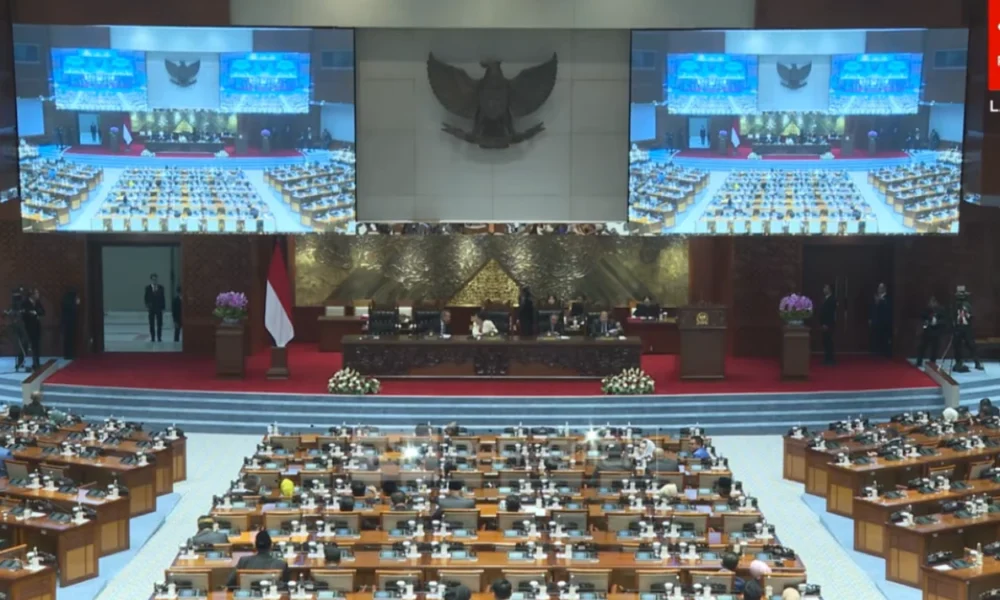 DPR Sahkan RUU Perlindungan Saksi dan Korban jadi UU dalam Rapat Paripurna (2)