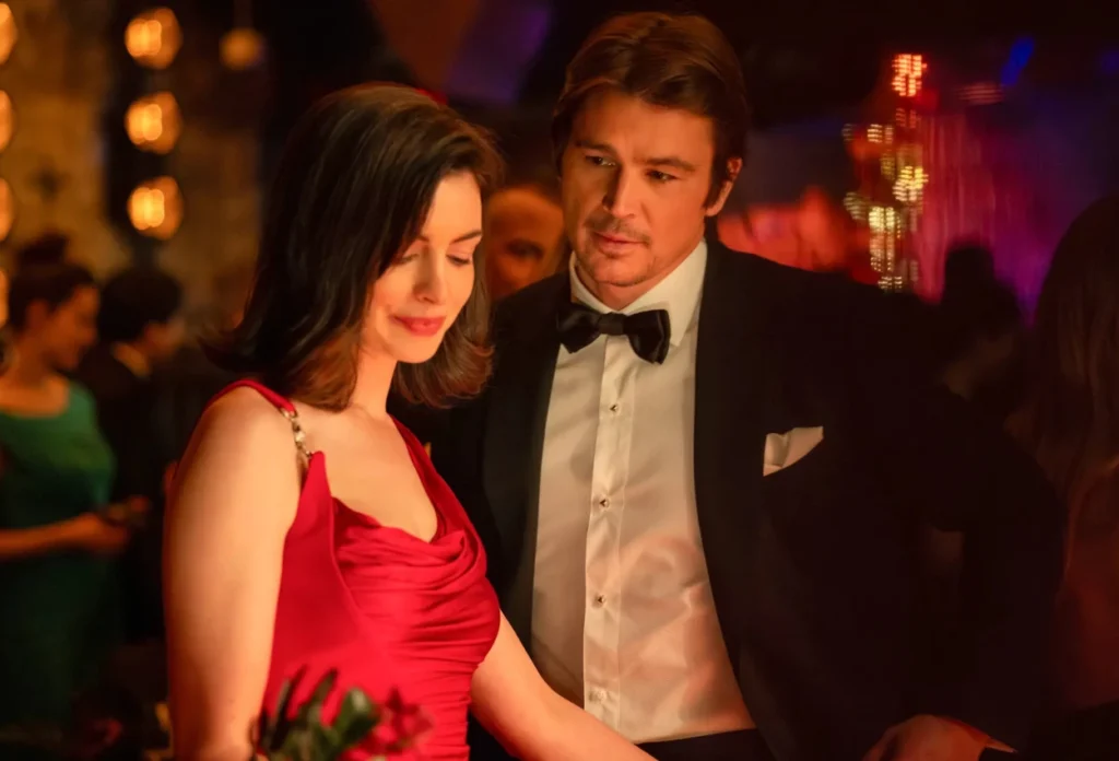 Dakota Johnson dan Anne Hathaway Adu Akting di Film Verity