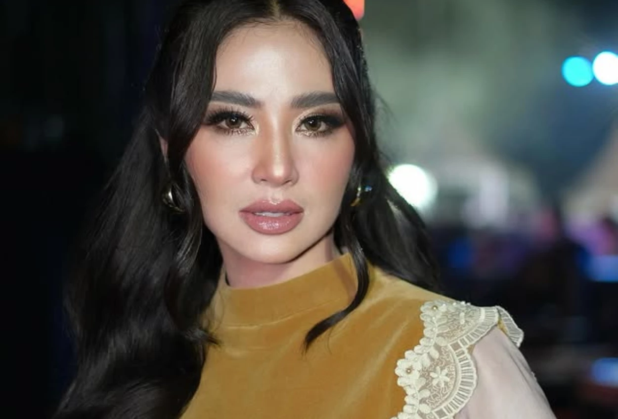 Dewi Perssik Tempuh Jalur Hukum usai Namanya Dipalsukan di Facebook
