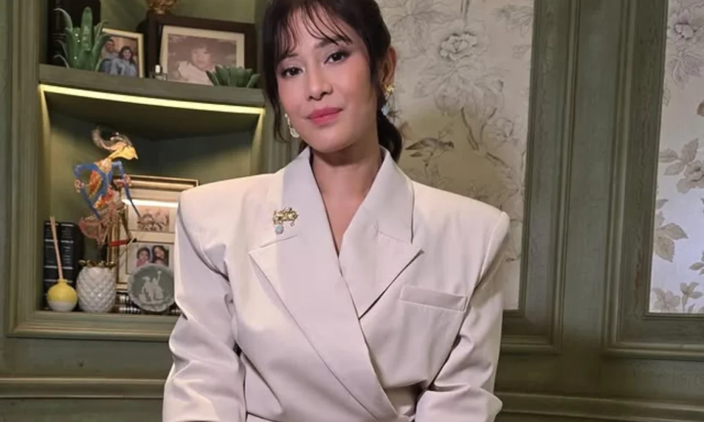 Dian Satro Bagi Bagi Beasiswa Khusus untuk Perempuan