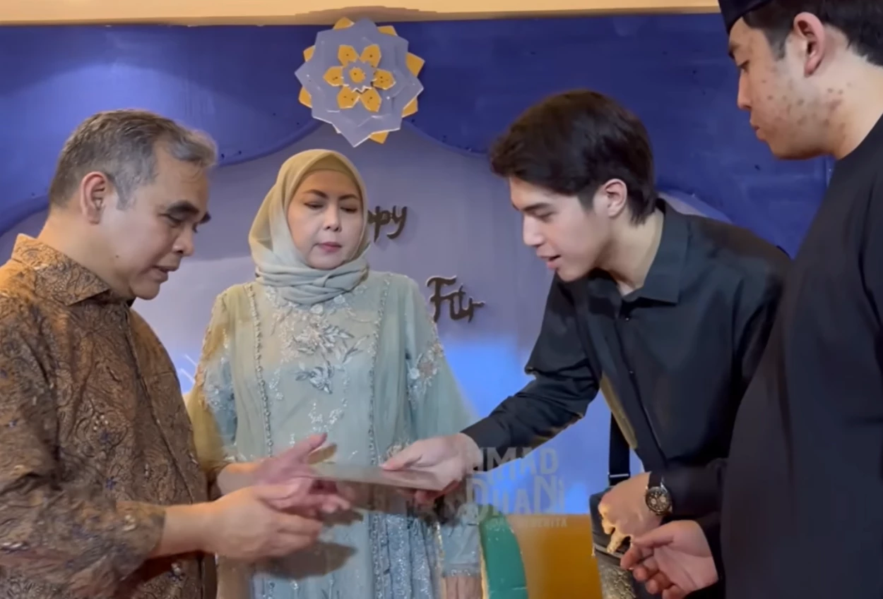 El Rumi Sebar Undangan Nikah ke Ketua MPR, Didampingi Ahmad Dhani dan Mulan Jameela