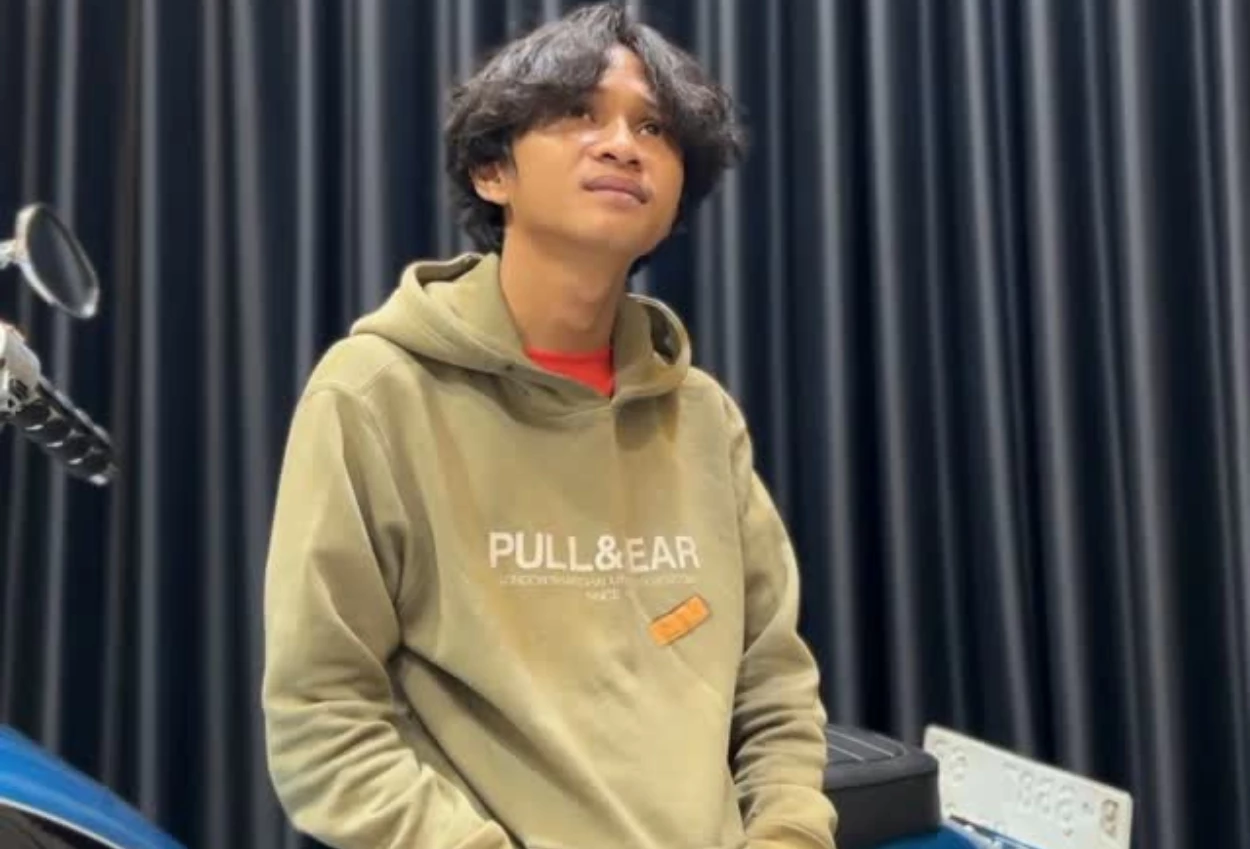 Fajar Sadboy Beberkan Kronologi Kecelakaan Motor, Alami Memar di Bagian Tangan