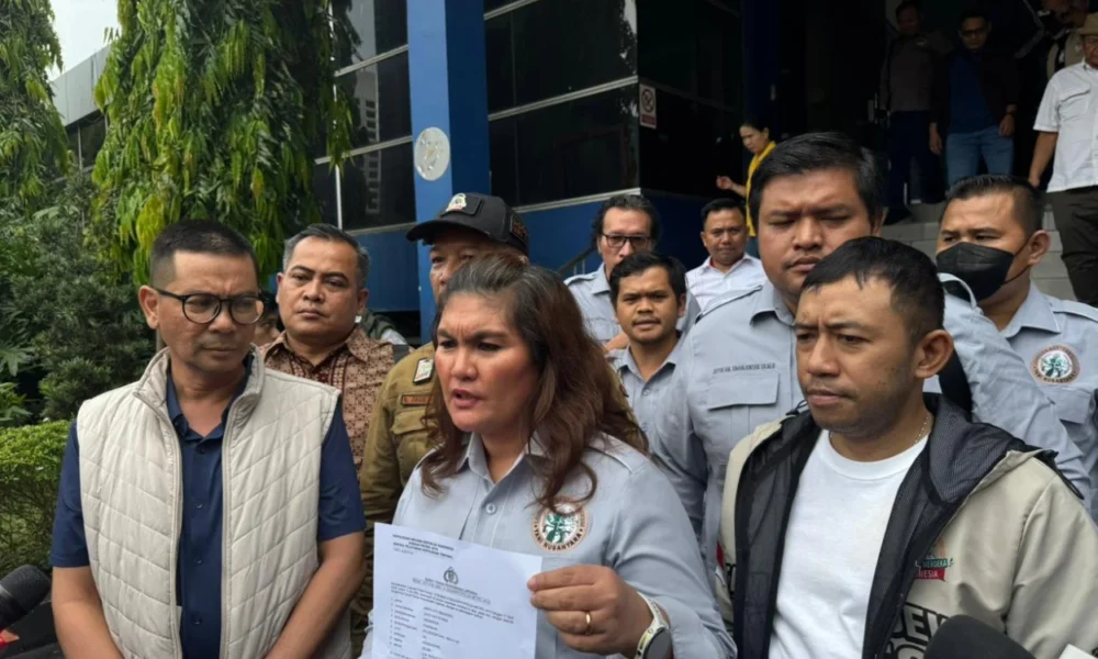 Feri Amsari Dilaporkan ke Polda Metro Jaya terkait Dugaan Berita Bohong