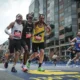 Finis Sudah Dekat, Dua Pelari Pilih Tolong Lawan yang Kolaps di Boston Marathon