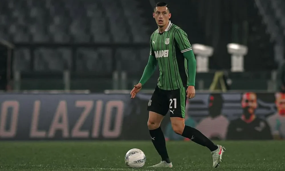 Genoa vs Sassuolo 2 1 Jay Idzes dkk Tumbang