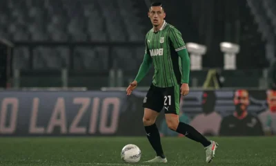 Genoa vs Sassuolo 2 1 Jay Idzes dkk Tumbang