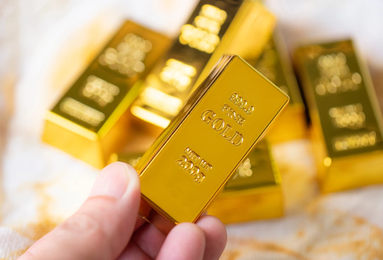 Harga Emas Antam Hari Ini 1 April 2026 Kembali Sentuh Angka Rp2,9 Juta per Gram (1)