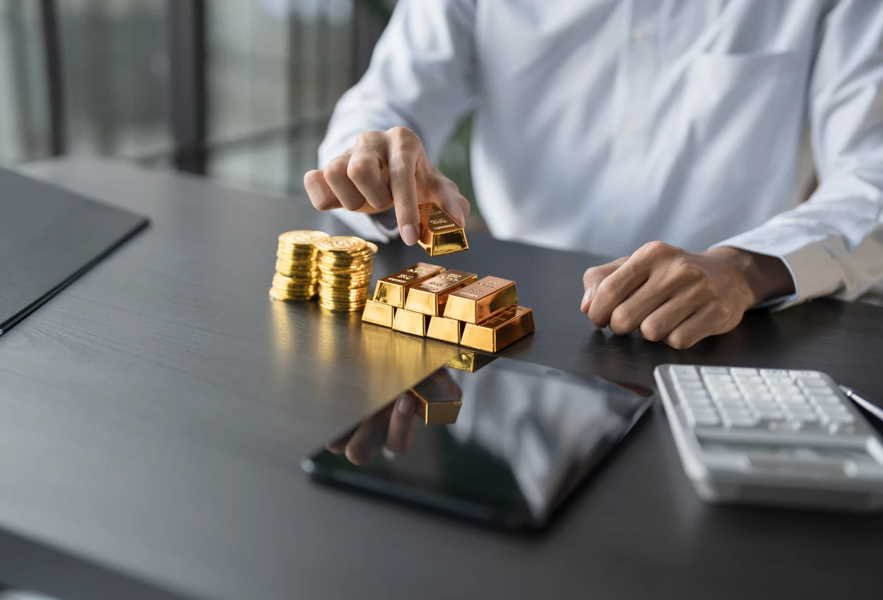 Harga Emas Hari Ini 10 April 2026, Naik Lagi