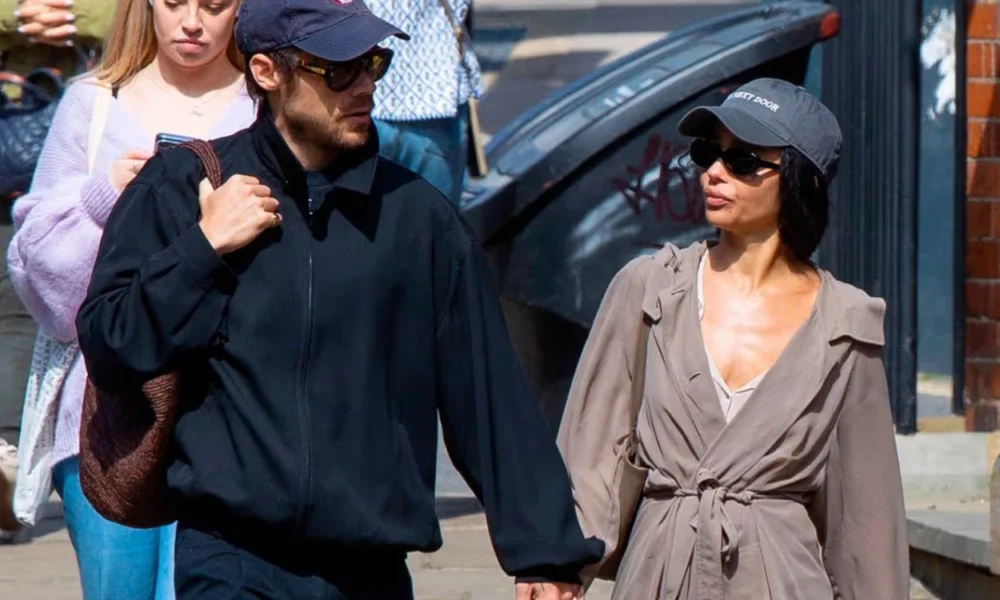 Harry Styles dan Zoe Kravitz Dikabarkan Tunangan, Cincin Berlian jadi Sorotan