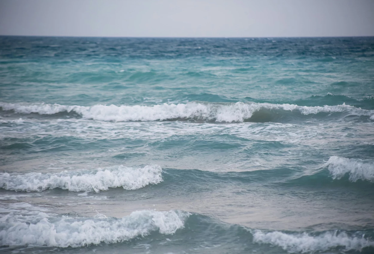 Ibu dan Anak Terseret Arus di Pantai Sundak, 12 Tim Penyelamat Diterjunkan